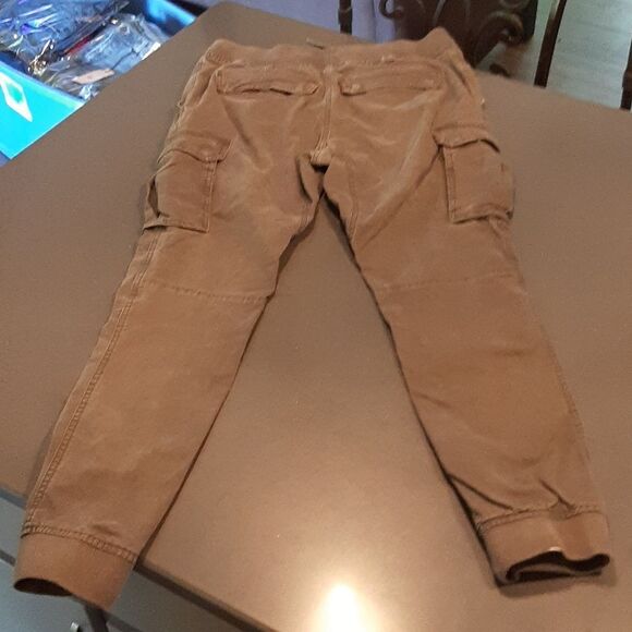 Divided Olive Green Cargo Pants with Drawstring Waist - Picture 5 of 14